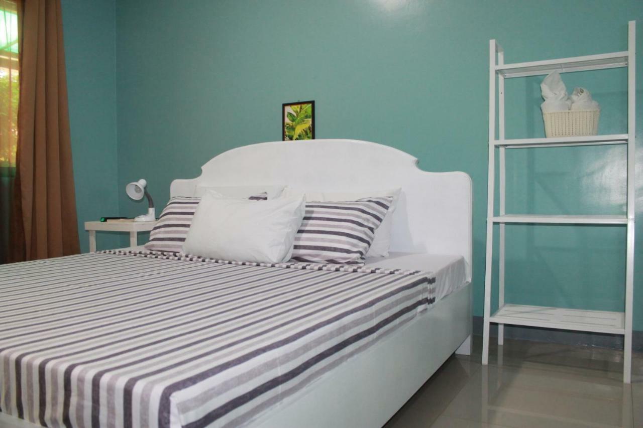 Green Park Tourist Inn Puerto Princesa Ngoại thất bức ảnh