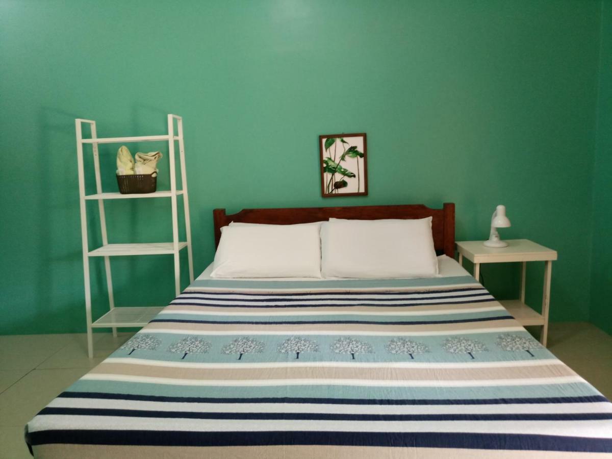 Green Park Tourist Inn Puerto Princesa Ngoại thất bức ảnh