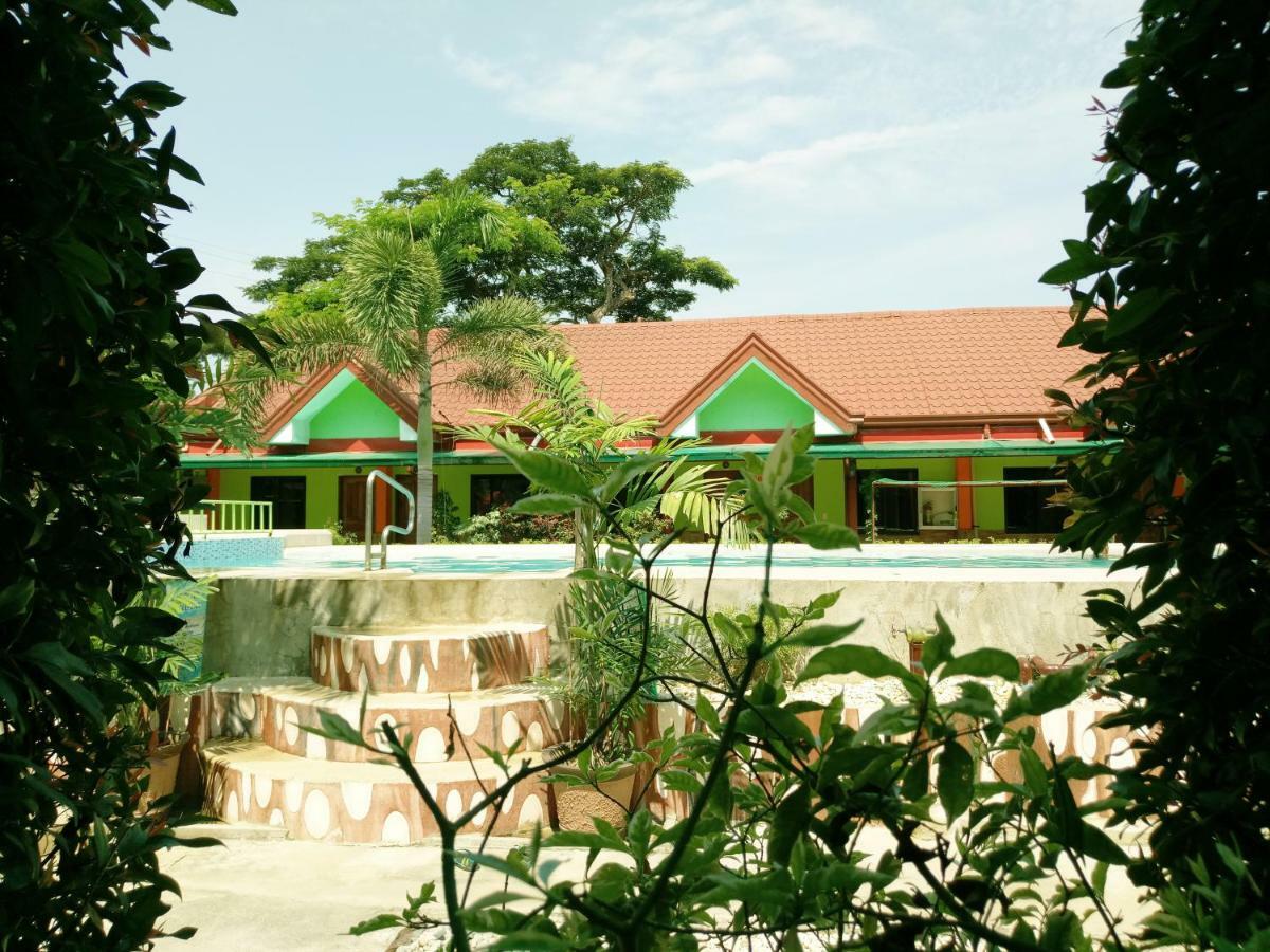 Green Park Tourist Inn Puerto Princesa Ngoại thất bức ảnh