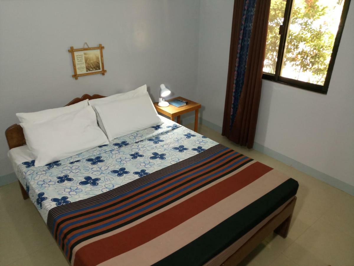 Green Park Tourist Inn Puerto Princesa Ngoại thất bức ảnh