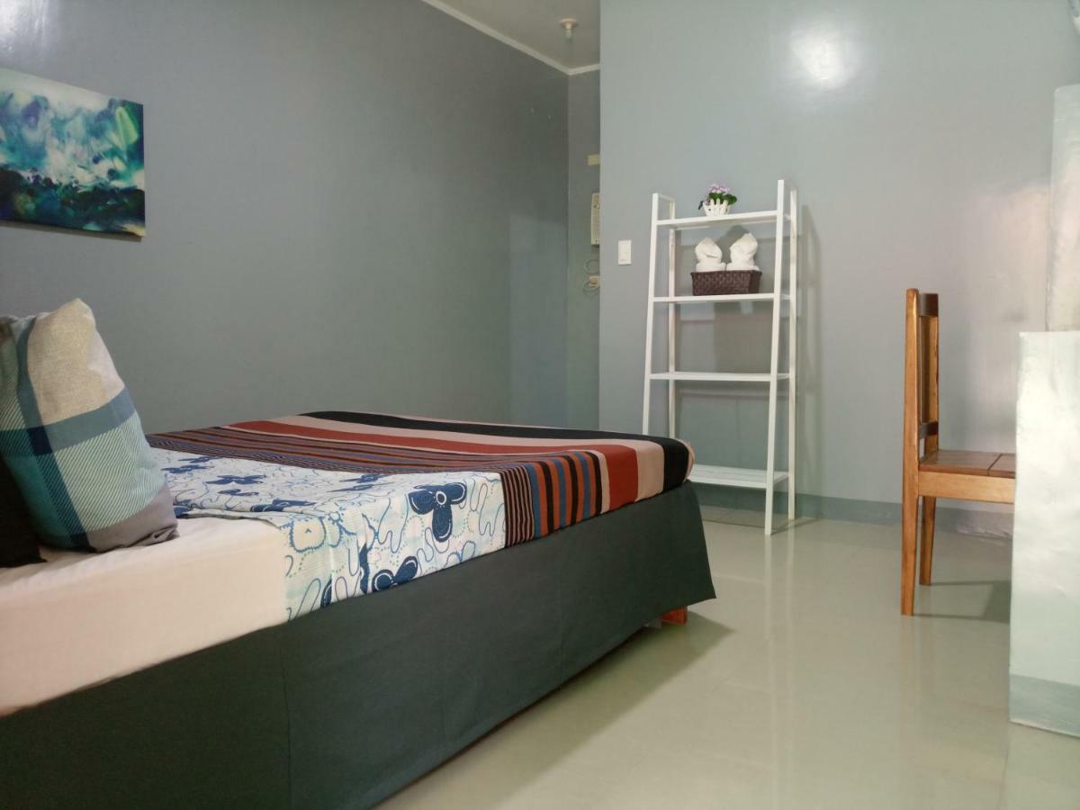 Green Park Tourist Inn Puerto Princesa Ngoại thất bức ảnh