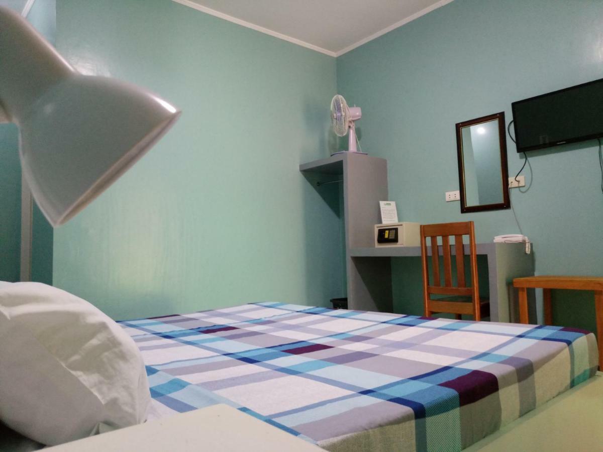 Green Park Tourist Inn Puerto Princesa Ngoại thất bức ảnh