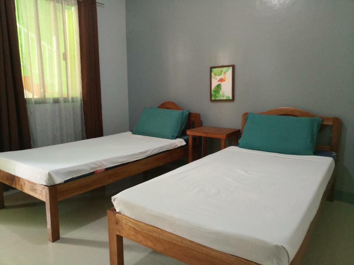 Green Park Tourist Inn Puerto Princesa Ngoại thất bức ảnh