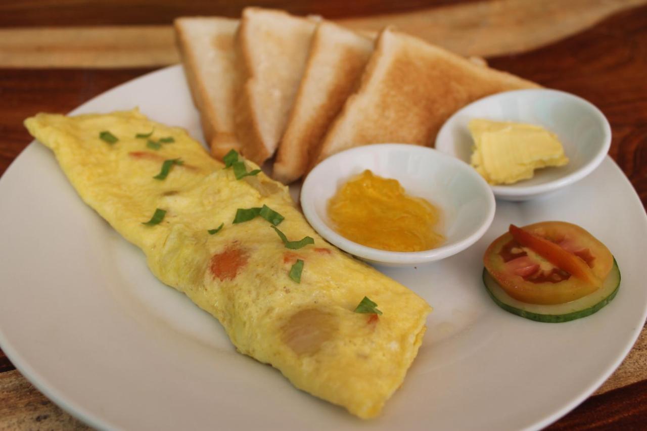 Green Park Tourist Inn Puerto Princesa Ngoại thất bức ảnh