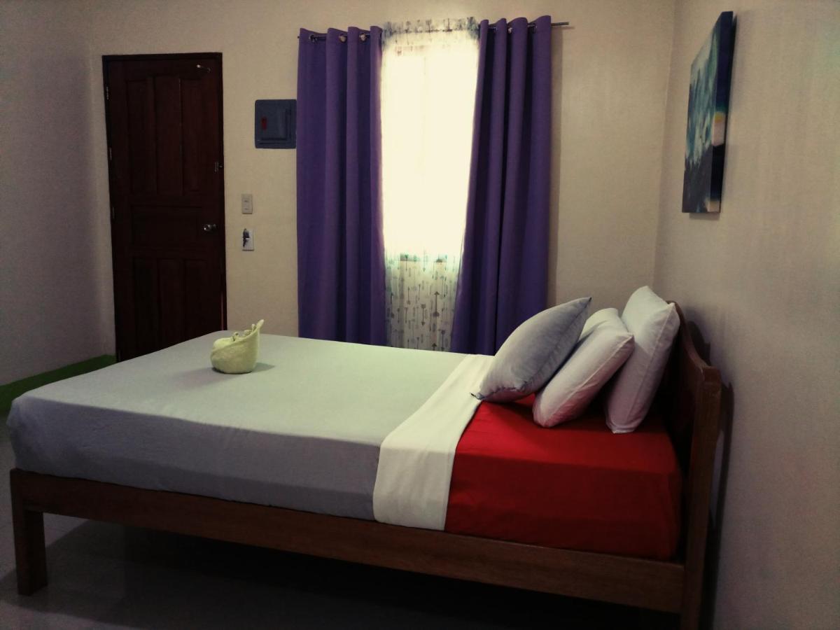 Green Park Tourist Inn Puerto Princesa Ngoại thất bức ảnh